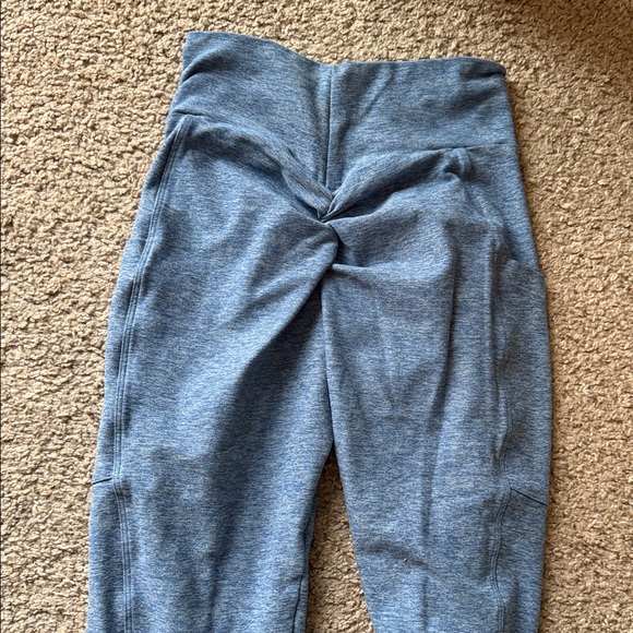 Bombshell Sportswear 7/8 Leggings - Picture 4 of 5